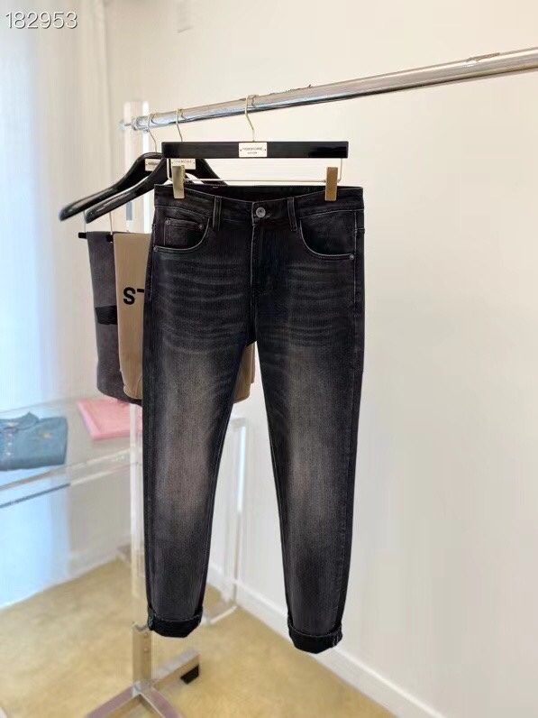 Armani Jeans Size:29-38 Armani Jeans Size:29-38