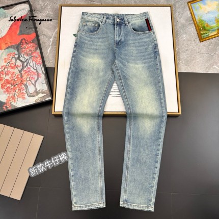 Ferragamo Jeans Size: 29-38